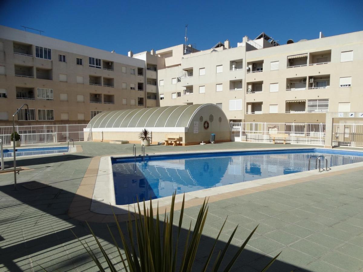 Apartamento Laguna Rosa Торрев'єха Екстер'єр фото