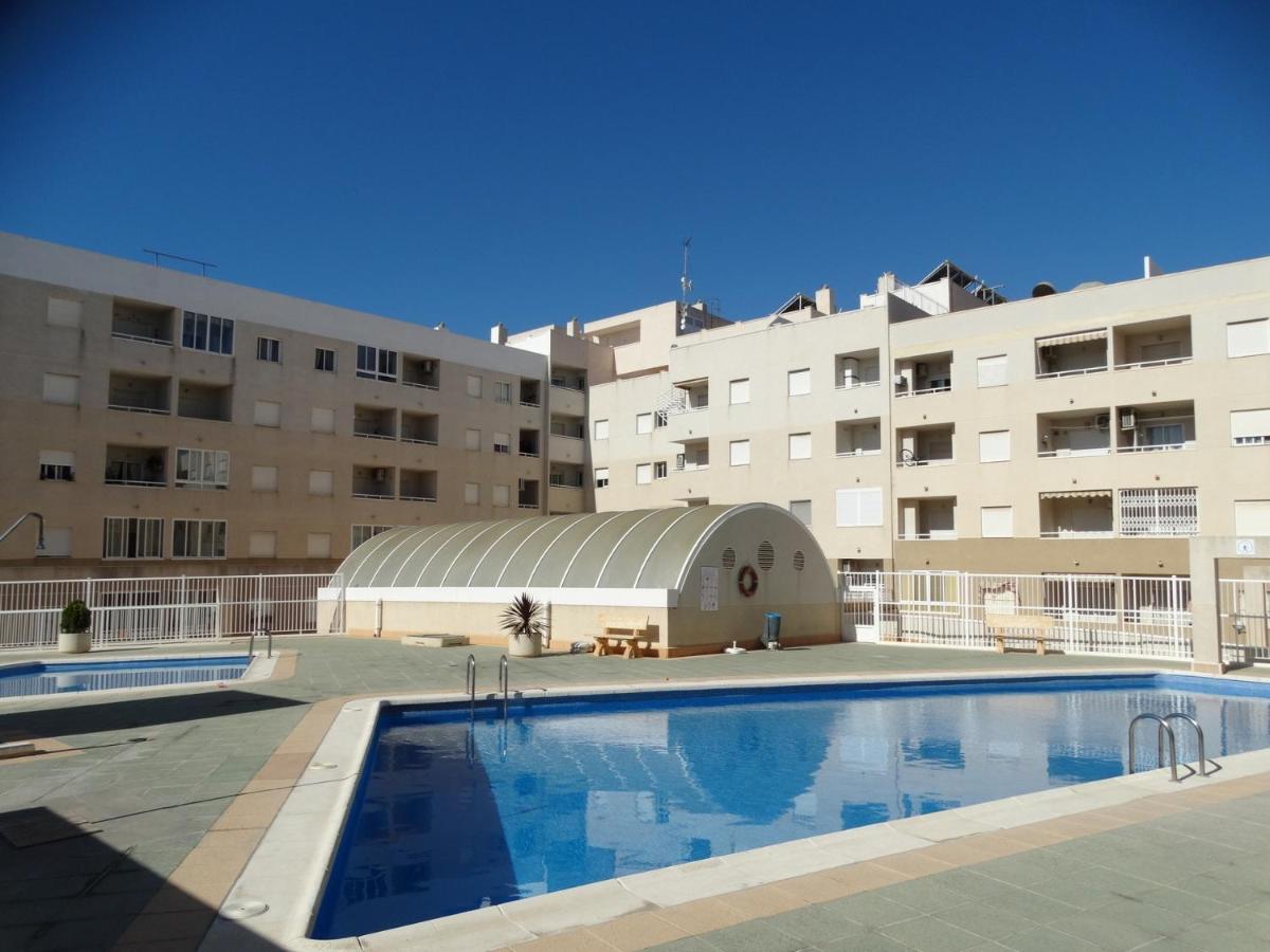 Apartamento Laguna Rosa Торрев'єха Екстер'єр фото